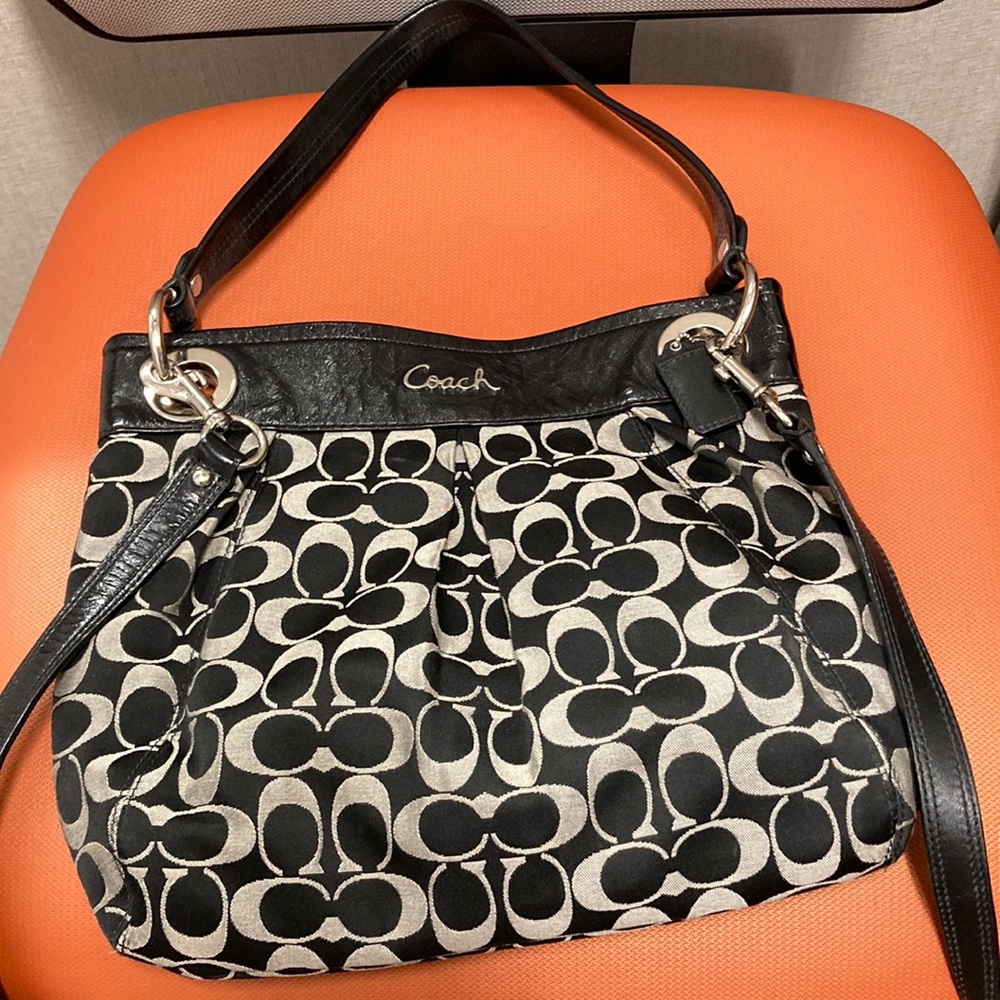 Coach pocketbook